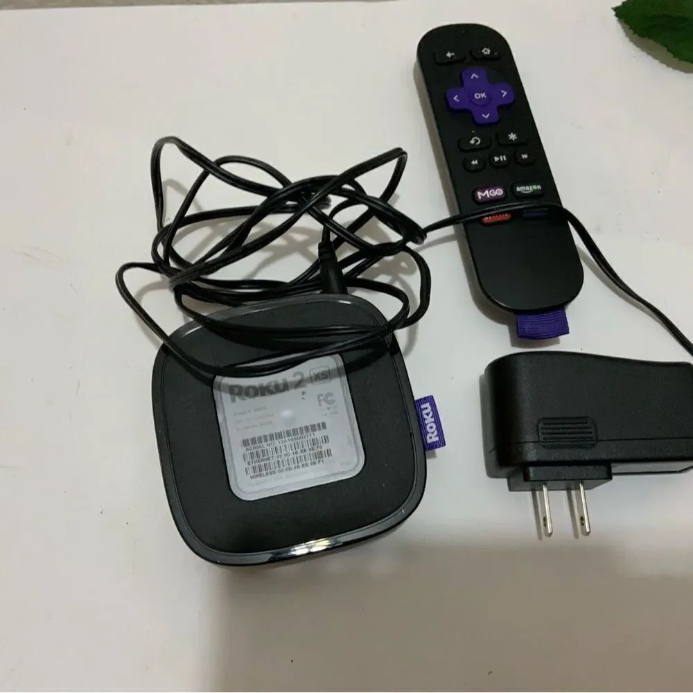 Roku 2 Media Streaming Device - Picture 3 of 4